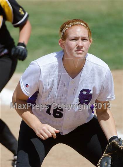 Thumbnail 2 in El Capitan vs Santana (CIF SDS D3 Final) photogallery.