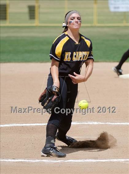 Thumbnail 2 in El Capitan vs Santana (CIF SDS D3 Final) photogallery.