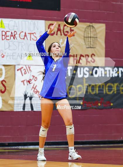 Thumbnail 2 in Gunter @ Whitesboro photogallery.