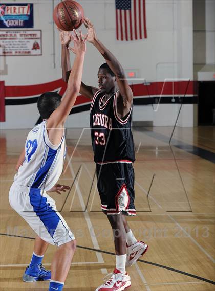 Thumbnail 2 in Glendora vs Baldwin Park  (Sierra Vista Dons Classic)  photogallery.
