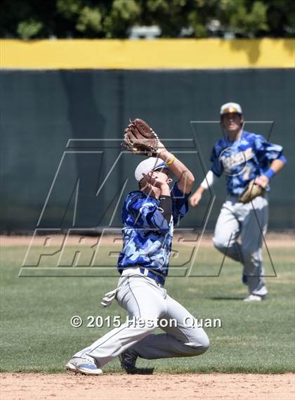 Thumbnail 1 in JW North vs. Agoura (Anderson Bat National Classic) photogallery.