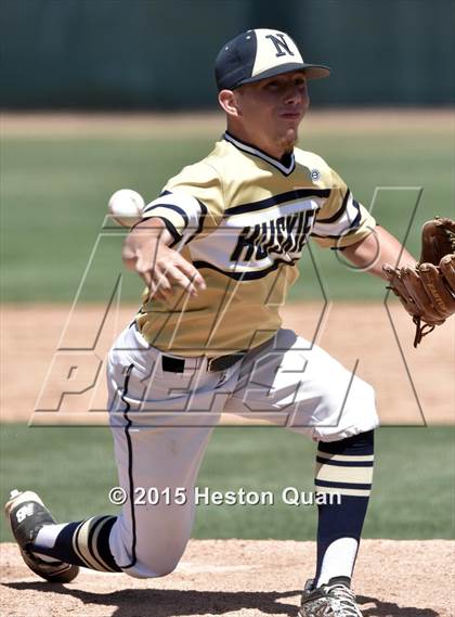 Thumbnail 2 in JW North vs. Agoura (Anderson Bat National Classic) photogallery.