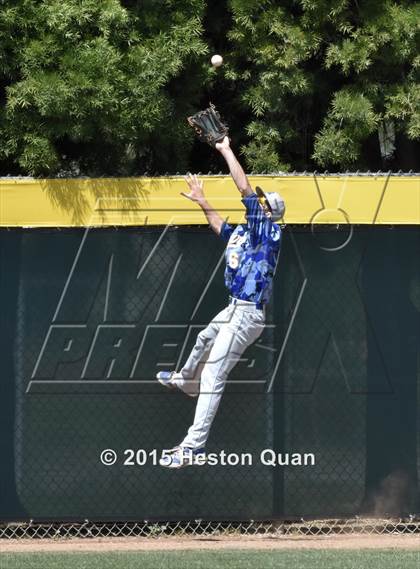 Thumbnail 3 in JW North vs. Agoura (Anderson Bat National Classic) photogallery.
