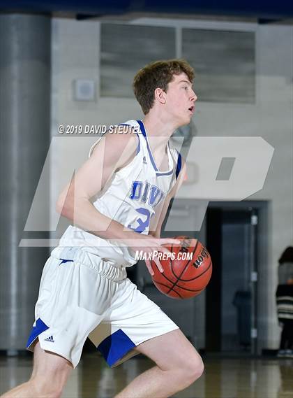 Thumbnail 2 in Wood vs. Davis (Les Curry Invitational) photogallery.