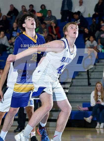 Thumbnail 1 in Wood vs. Davis (Les Curry Invitational) photogallery.