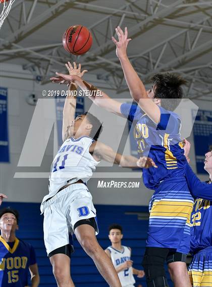 Thumbnail 2 in Wood vs. Davis (Les Curry Invitational) photogallery.