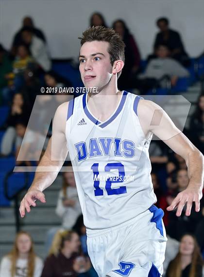 Thumbnail 1 in Wood vs. Davis (Les Curry Invitational) photogallery.