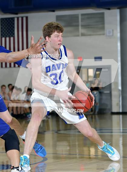 Thumbnail 3 in Wood vs. Davis (Les Curry Invitational) photogallery.