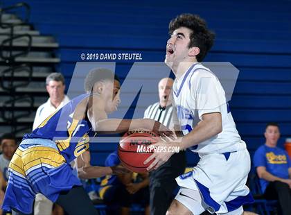 Thumbnail 3 in Wood vs. Davis (Les Curry Invitational) photogallery.