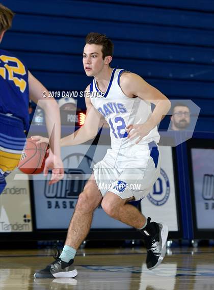 Thumbnail 3 in Wood vs. Davis (Les Curry Invitational) photogallery.