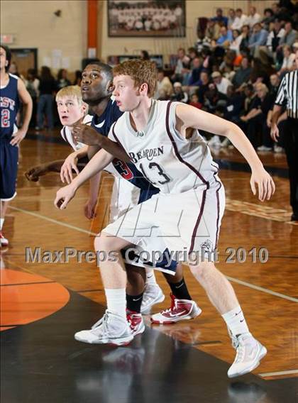 Thumbnail 3 in Bearden vs West (District 4AAA Semifinals) photogallery.