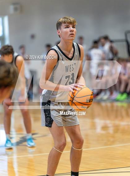 Thumbnail 1 in Pikeview vs WestSide (Little General/C. Adam Toney Showcase) photogallery.