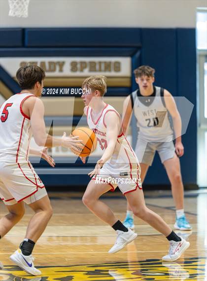 Thumbnail 3 in Pikeview vs WestSide (Little General/C. Adam Toney Showcase) photogallery.