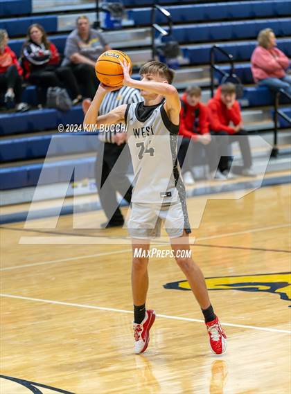 Thumbnail 2 in Pikeview vs WestSide (Little General/C. Adam Toney Showcase) photogallery.
