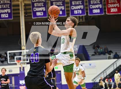 Thumbnail 3 in Yorktown vs. Guerin Catholic - Fieldhouse Classic photogallery.