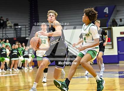 Thumbnail 3 in Yorktown vs. Guerin Catholic - Fieldhouse Classic photogallery.