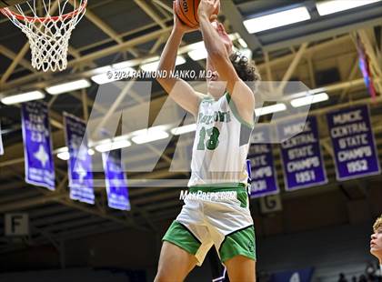 Thumbnail 1 in Yorktown vs. Guerin Catholic - Fieldhouse Classic photogallery.