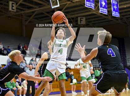 Thumbnail 2 in Yorktown vs. Guerin Catholic - Fieldhouse Classic photogallery.