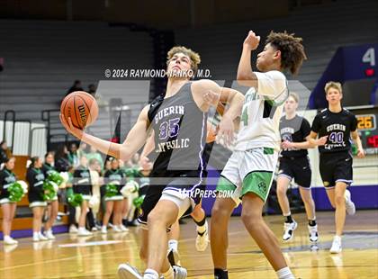 Thumbnail 3 in Yorktown vs. Guerin Catholic - Fieldhouse Classic photogallery.