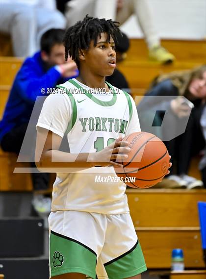 Thumbnail 1 in Yorktown vs. Guerin Catholic - Fieldhouse Classic photogallery.
