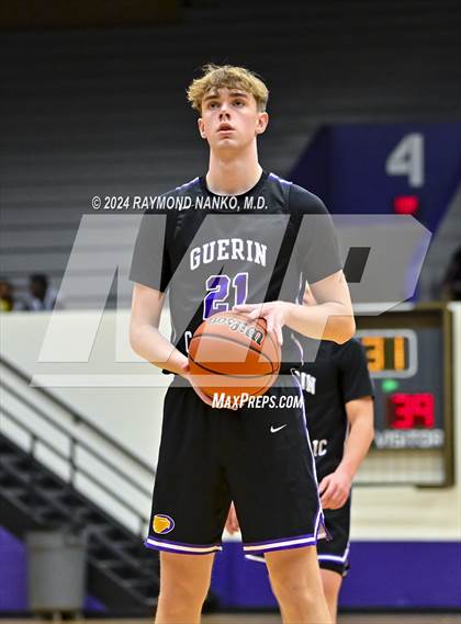 Thumbnail 3 in Yorktown vs. Guerin Catholic - Fieldhouse Classic photogallery.