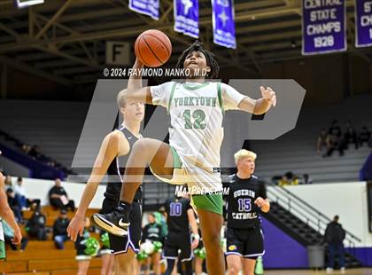 Thumbnail 1 in Yorktown vs. Guerin Catholic - Fieldhouse Classic photogallery.