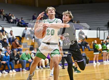 Thumbnail 1 in Yorktown vs. Guerin Catholic - Fieldhouse Classic photogallery.