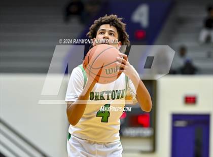 Thumbnail 1 in Yorktown vs. Guerin Catholic - Fieldhouse Classic photogallery.
