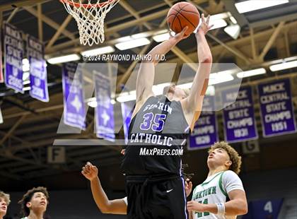 Thumbnail 1 in Yorktown vs. Guerin Catholic - Fieldhouse Classic photogallery.