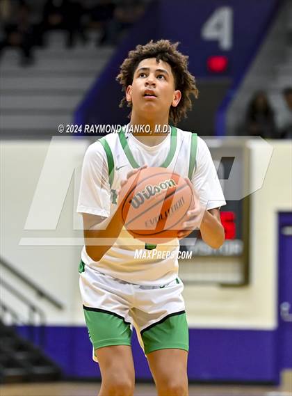 Thumbnail 1 in Yorktown vs. Guerin Catholic - Fieldhouse Classic photogallery.