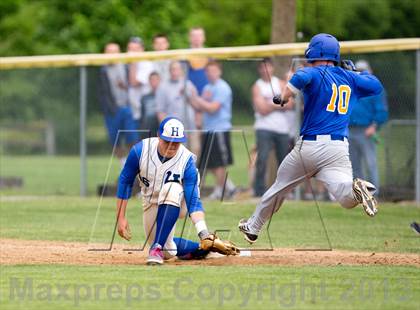 Thumbnail 2 in Newport Central Catholic vs Highlands (KHSAA District 36 Championship) photogallery.