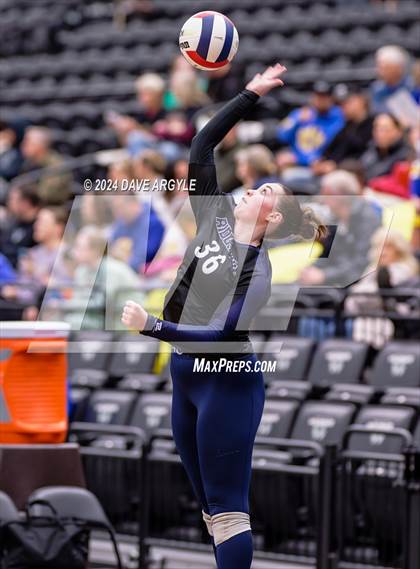 Thumbnail 2 in Hurricane vs. Ridgeline (UHSAA 4A Second Round) photogallery.