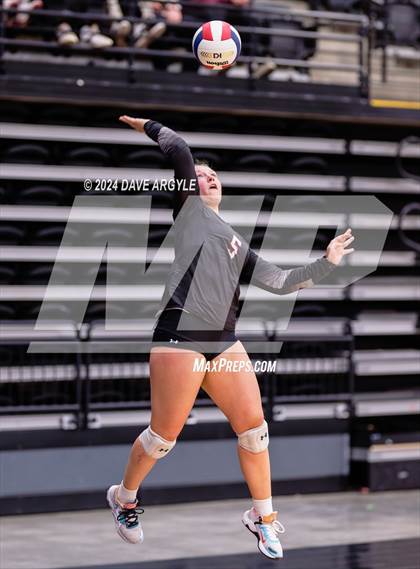 Thumbnail 3 in Hurricane vs. Ridgeline (UHSAA 4A Second Round) photogallery.