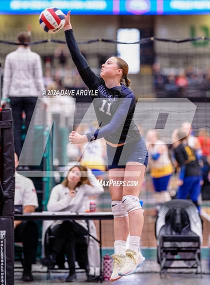 Thumbnail 1 in Hurricane vs. Ridgeline (UHSAA 4A Second Round) photogallery.