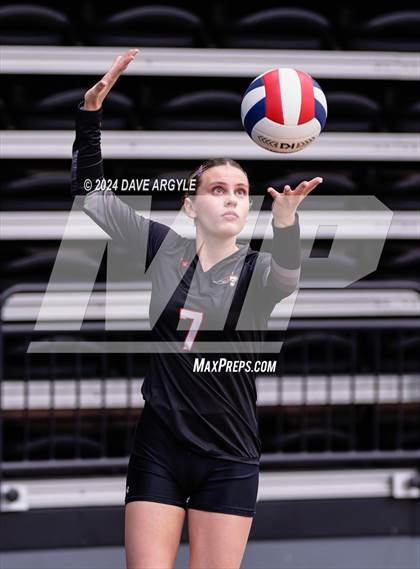 Thumbnail 1 in Hurricane vs. Ridgeline (UHSAA 4A Second Round) photogallery.