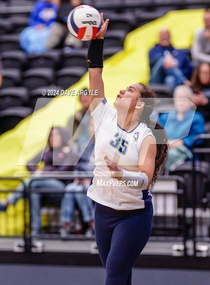 Thumbnail 3 in Hurricane vs. Ridgeline (UHSAA 4A Second Round) photogallery.