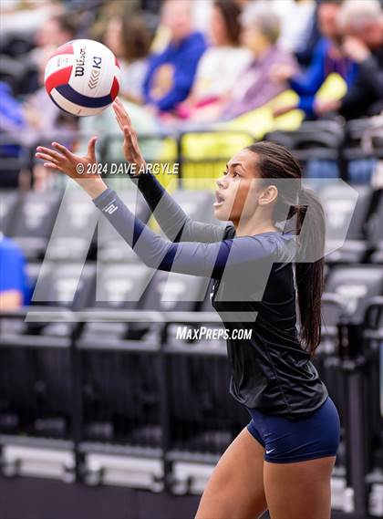 Thumbnail 3 in Hurricane vs. Ridgeline (UHSAA 4A Second Round) photogallery.