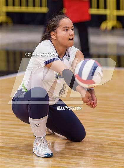 Thumbnail 3 in Hurricane vs. Ridgeline (UHSAA 4A Second Round) photogallery.