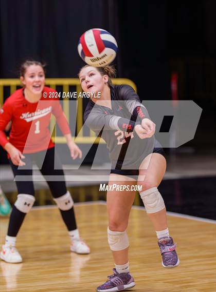 Thumbnail 2 in Hurricane vs. Ridgeline (UHSAA 4A Second Round) photogallery.