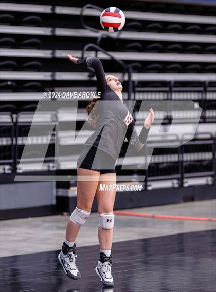 Thumbnail 1 in Hurricane vs. Ridgeline (UHSAA 4A Second Round) photogallery.