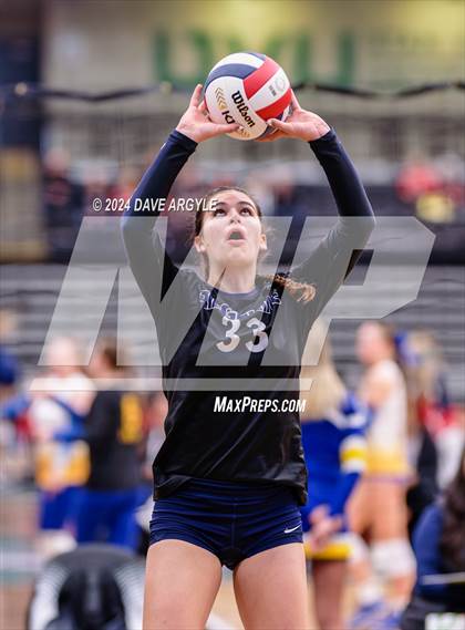 Thumbnail 2 in Hurricane vs. Ridgeline (UHSAA 4A Second Round) photogallery.