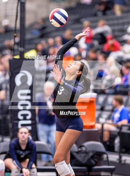 Thumbnail 1 in Hurricane vs. Ridgeline (UHSAA 4A Second Round) photogallery.