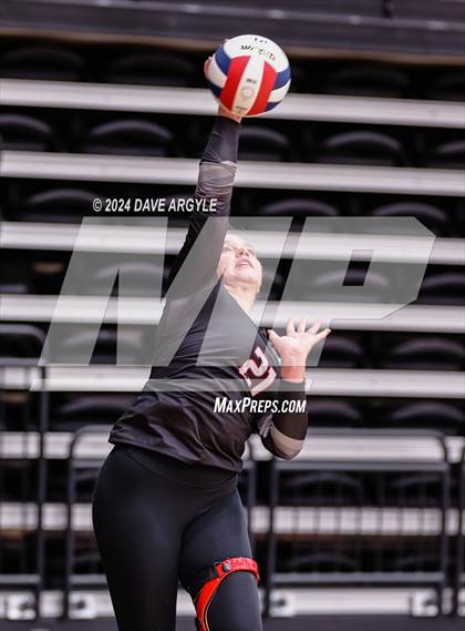 Thumbnail 3 in Hurricane vs. Ridgeline (UHSAA 4A Second Round) photogallery.