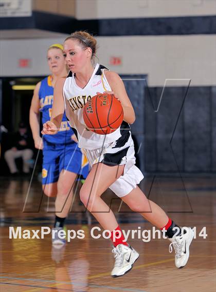 Thumbnail 3 in Claysburg-Kimmel vs Keystone (PIAA A 1st Round) photogallery.