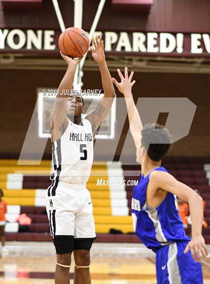 Thumbnail 2 in Dillard vs. Hall (Tarkanian Classic) photogallery.