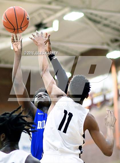 Thumbnail 2 in Dillard vs. Hall (Tarkanian Classic) photogallery.