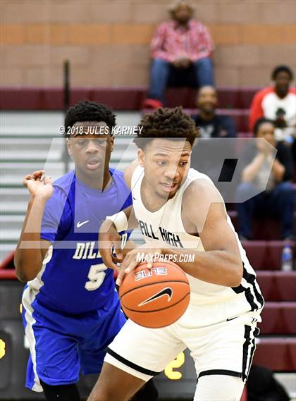 Thumbnail 3 in Dillard vs. Hall (Tarkanian Classic) photogallery.