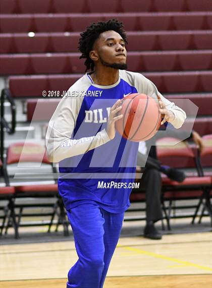 Thumbnail 1 in Dillard vs. Hall (Tarkanian Classic) photogallery.