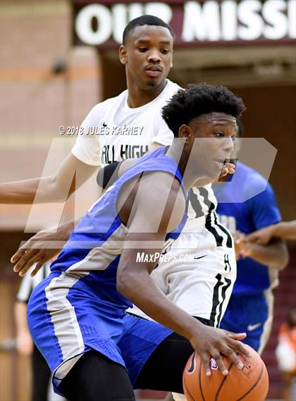 Thumbnail 3 in Dillard vs. Hall (Tarkanian Classic) photogallery.