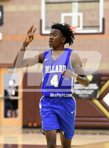 Thumbnail 1 in Dillard vs. Hall (Tarkanian Classic) photogallery.